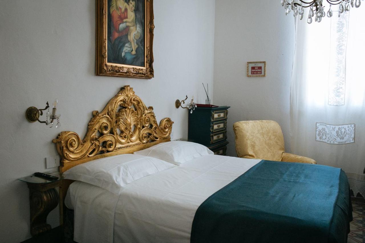 Domus Socolatae Residenza D'Epoca Charming B&B - Adults Only Follonica Exterior photo